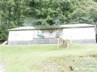 207 Akers St, Sophia, WV 25921