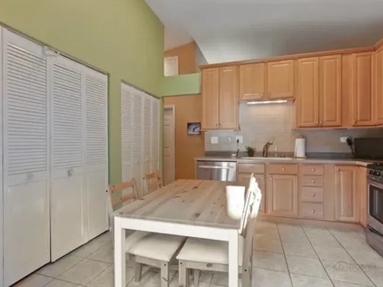 118 Bedford Rd — Photo 8