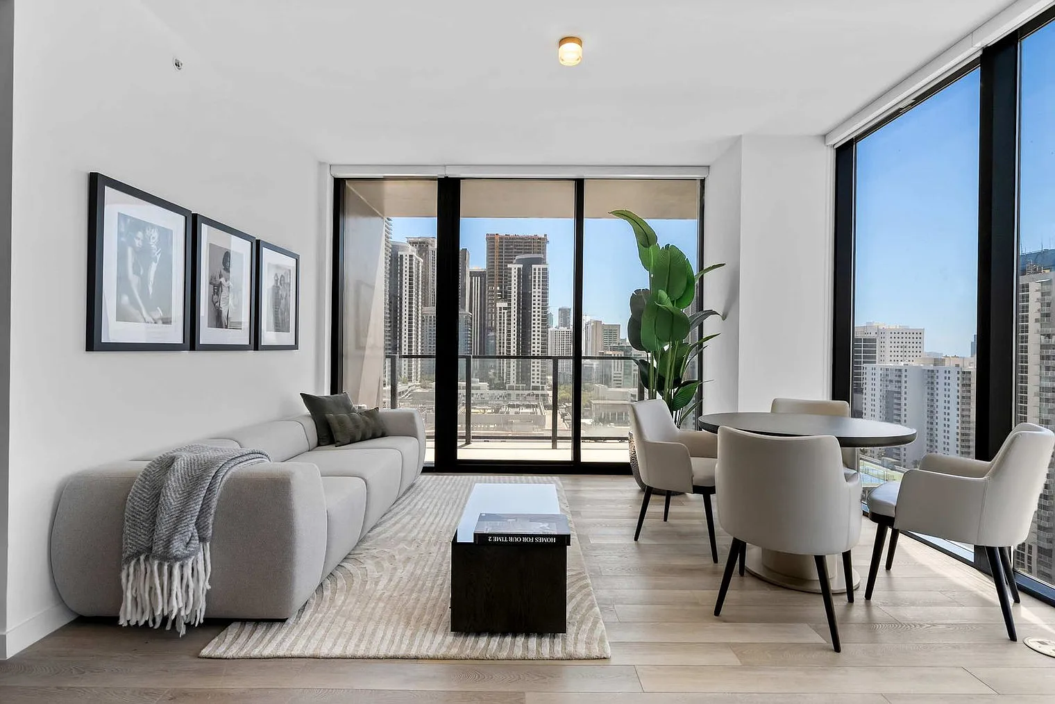 2 bed, 2.0 bath, 1054 sqft, $6,353 — Photo 3