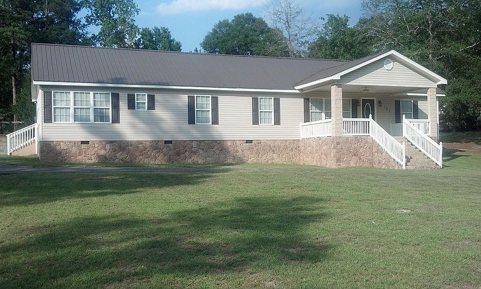 107 Cathy Dr. Cochran GA 31014 