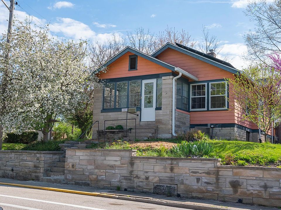 1301 S Lincoln St Bloomington In 47401 Mls 202112415 Zillow