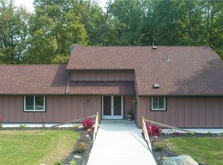 19351 Station Rd, Columbia Station, OH 44028