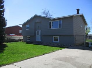 2318 Lampman Dr, Billings, MT 59102