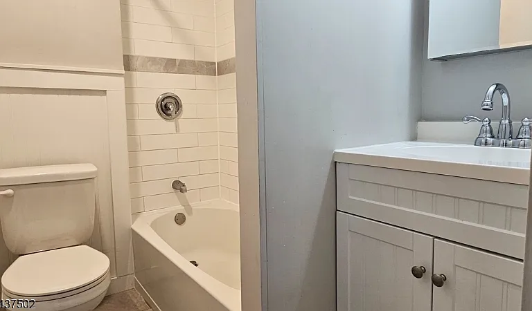 615 W Camplain Rd #1 — Photo 16