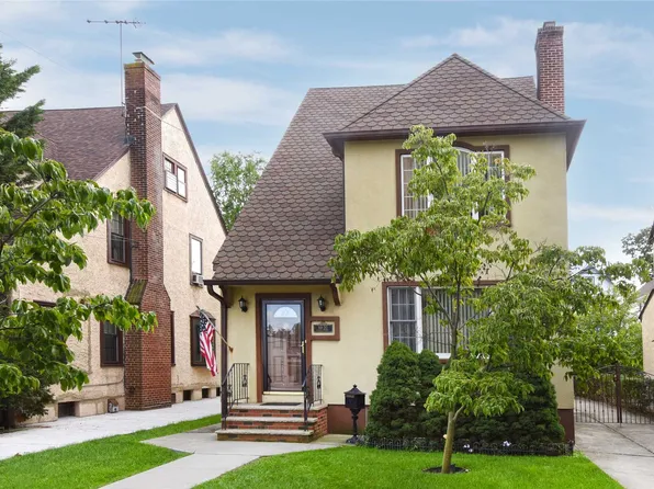 69-20 Kessel Street image 1 of 26