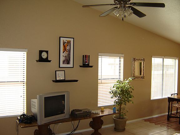 4th image of 3051 W Autumn Breeze Dr