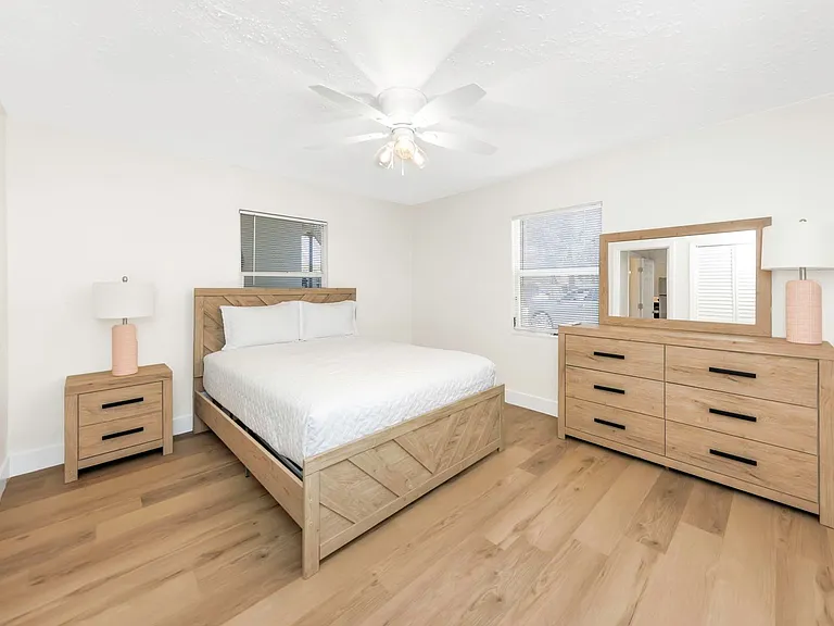 416 Skinner Blvd — Photo 5