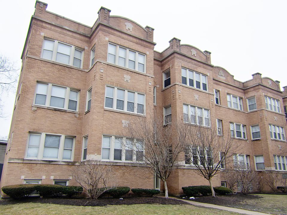 1st image of 4057 N Southport Ave #3