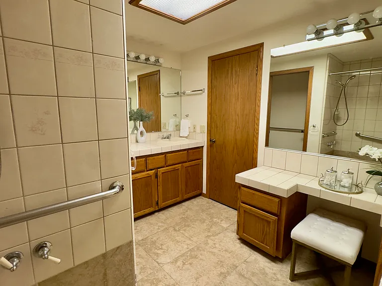 435 Dunes St — Photo 10