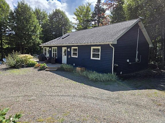 2nd image of 76 Duncan Dr