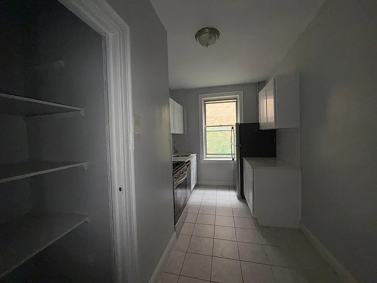 64-66 Glenwood Ave #301 — Photo 3