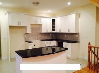 929 E 223rd St, Bronx, NY 10466
