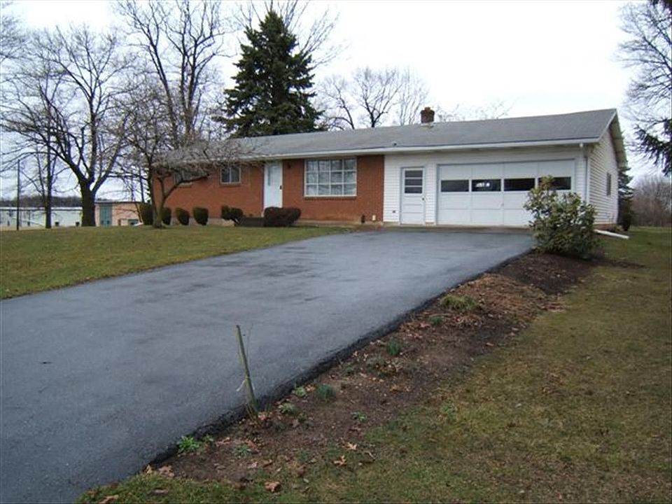 2nd image of 5283 Oak View Dr