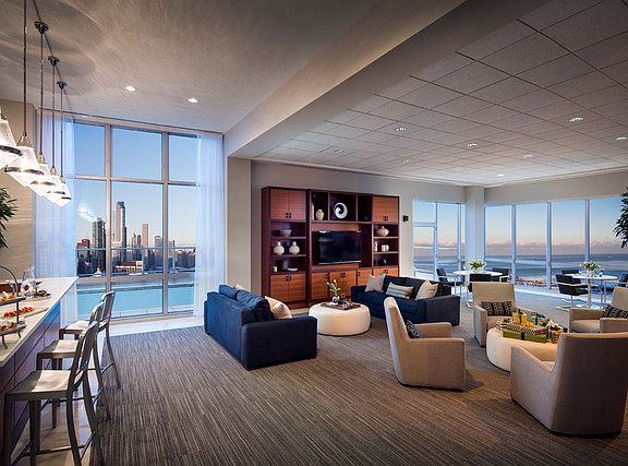 4th image of 1629 S Prairie Ave #1308