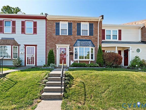 2nd image of 7927 Provincetown Dr