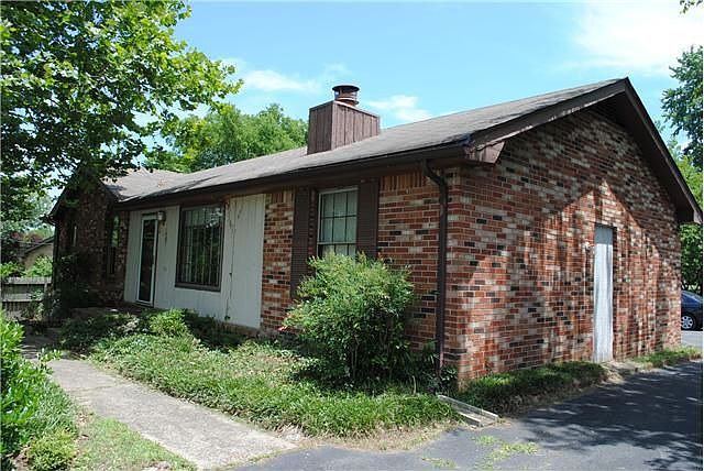 1st image of 124 Hillwood Dr