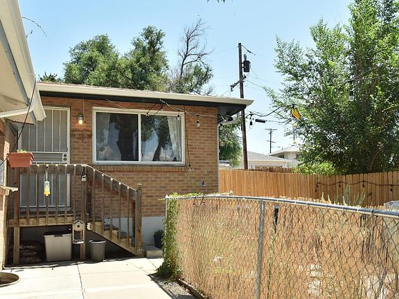 3rd image of 1020 N Newton St