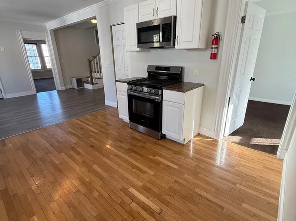 174 Hallock Ave #2, New Haven, CT 06519