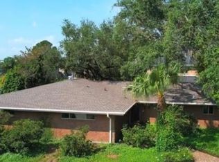 16 Park Island Dr, New Orleans, LA 70122