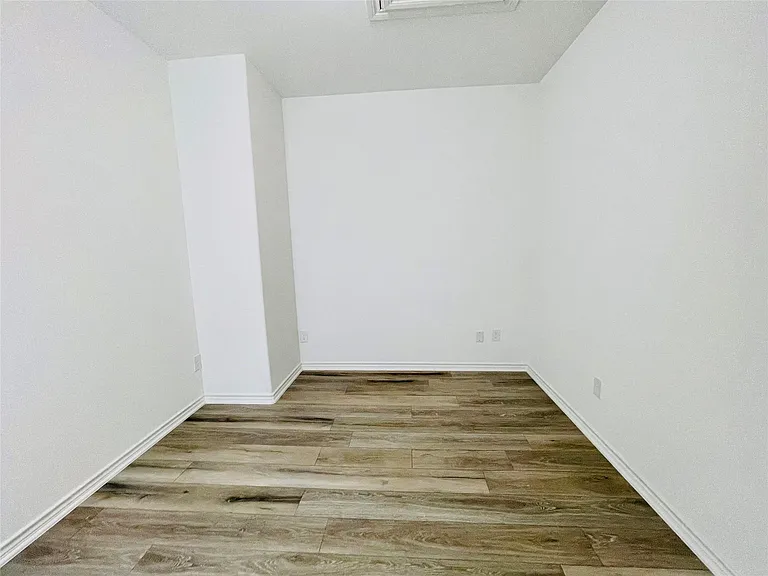 3255 Real St #B — Photo 25