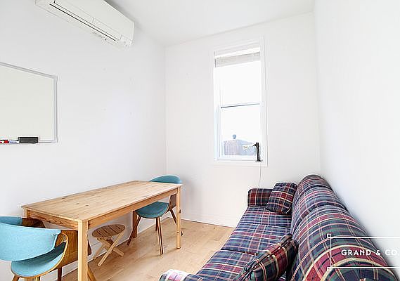 5th image of 88 Wilson Ave APT 1
