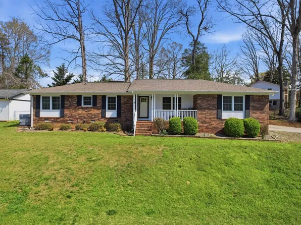 223 Meadow Ln, Easley, SC 29642