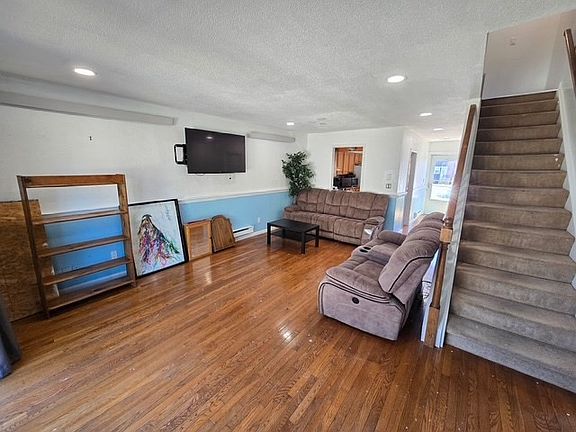 2nd image of 41 Foundry St APT 22-10
