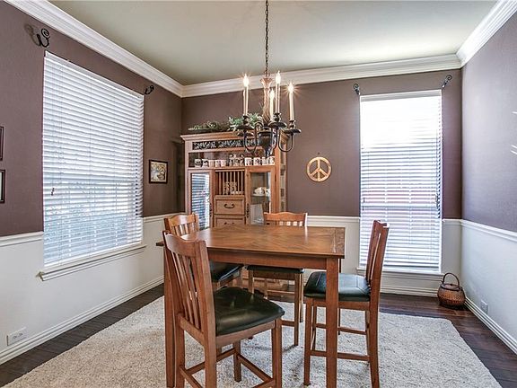 4th image of 6805 Colonnade Dr