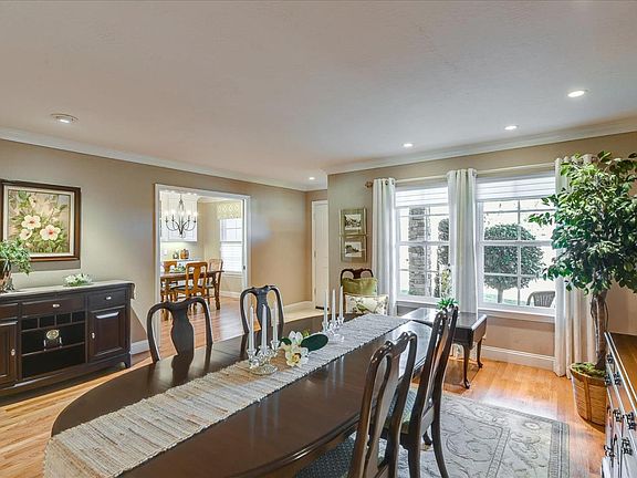 3rd image of 17775 Peak Ave