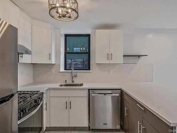 3rd image of 955 Tilden Street