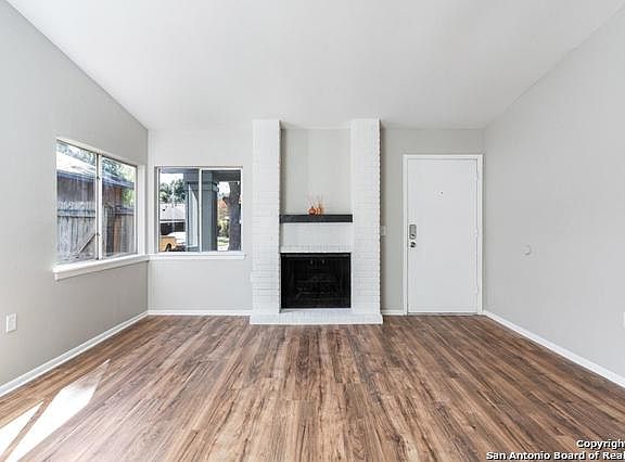 5th image of 9527 Bowen Dr