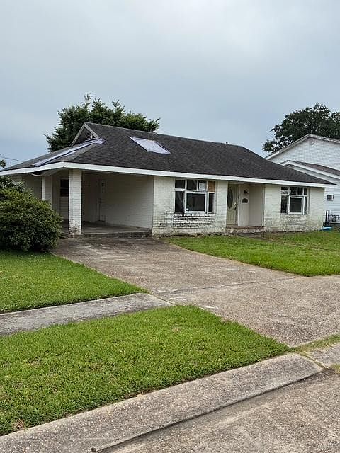 1st image of 6400 Rosalie Ct