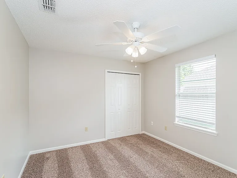 3268 Avalon Dr — Photo 12