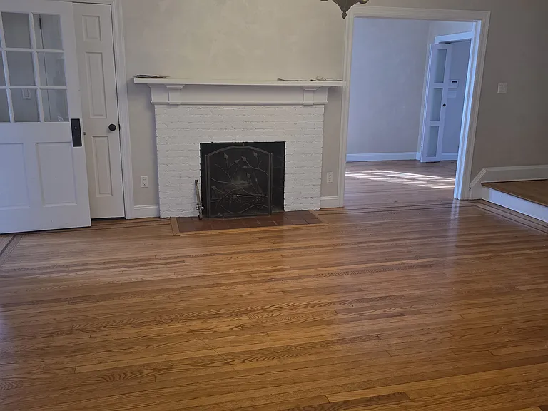 29-22 214th Pl — Photo 2
