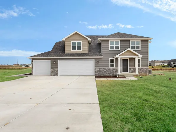 3019 Castleton Xing, Sun Prairie, WI 53590