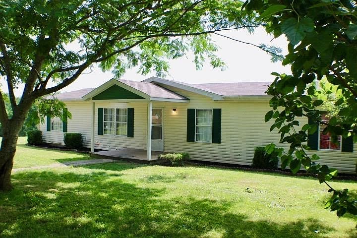 1st image of 17 McGinnis Ln