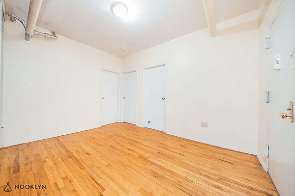 Rented by Nooklyn NYC LLC | media 17