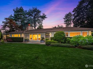 3001 Hunts Point Rd, Hunts Point, WA 98004