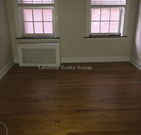1452 Oak Ave #2S — Photo 6