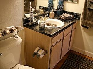5055 Von Scheele Dr APT 636, San Antonio, TX 78229