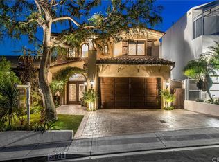 848 11th St, Manhattan Beach, CA 90266