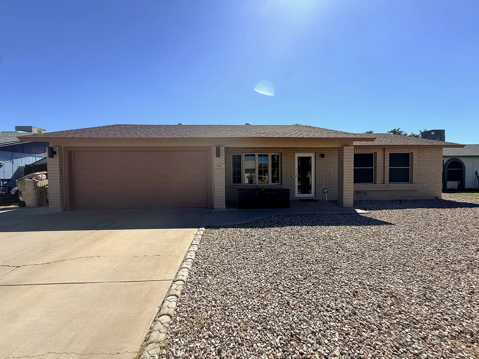 5247 W Lupine Ave — Photo 2