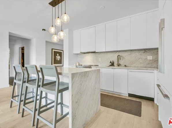 999 N Doheny Dr APT 312, West Hollywood, CA 90069