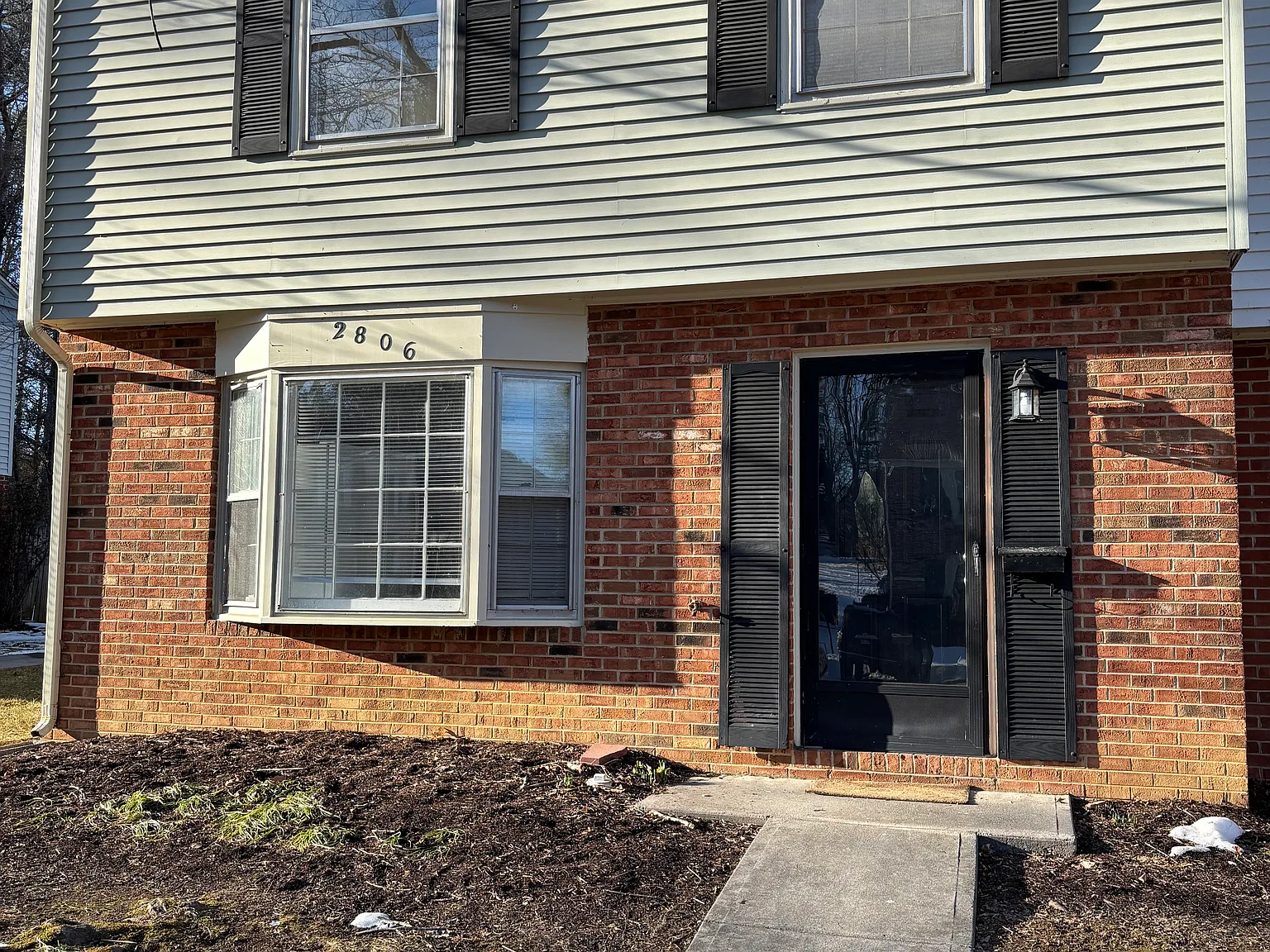3 bed, 2.5 bath, 1342 sqft, $1,850 — Photo 1