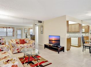 2037 Cornwall Dr #B, Boca Raton, FL 33434