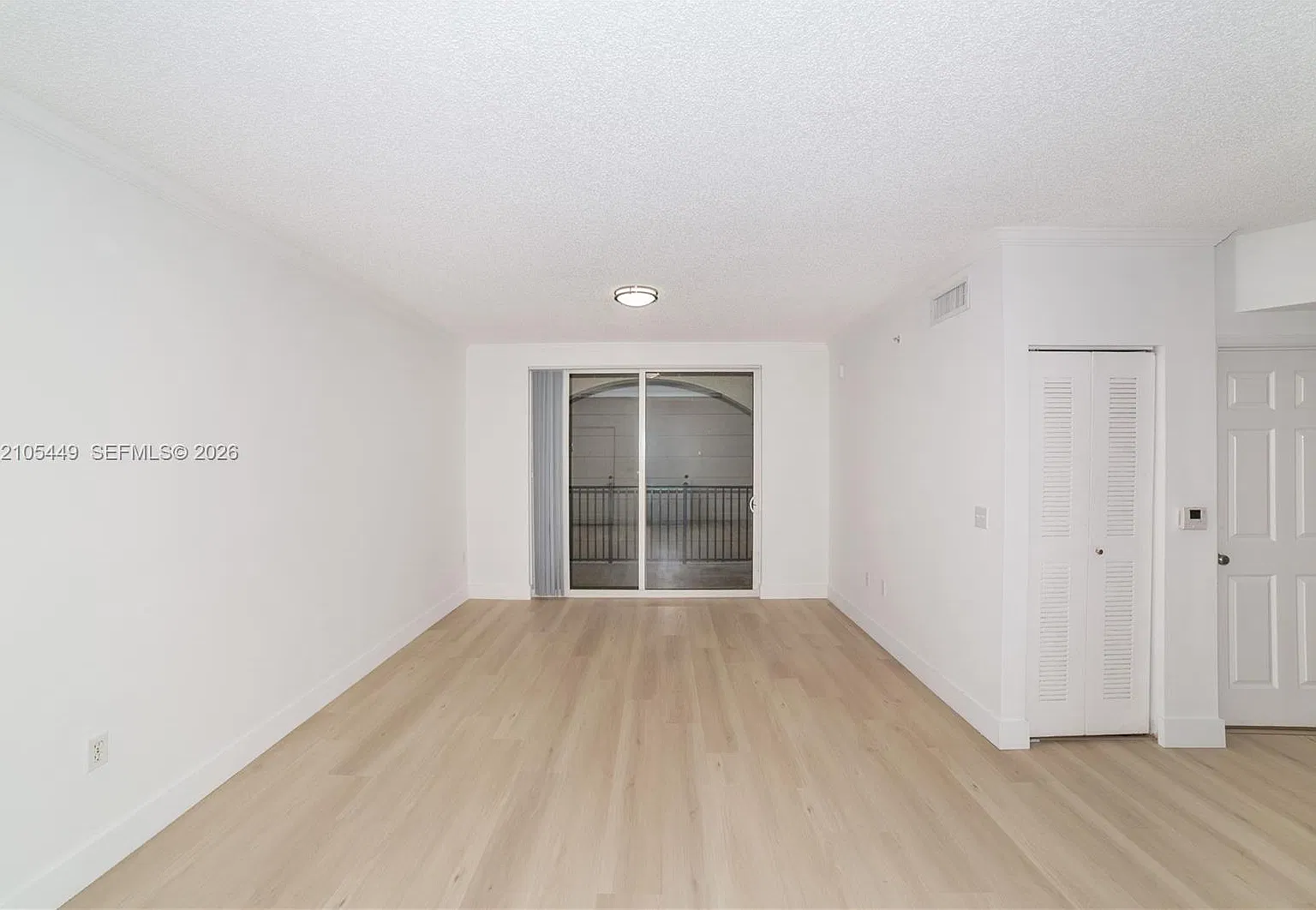 Porto Bellagio Condo — Photo 3