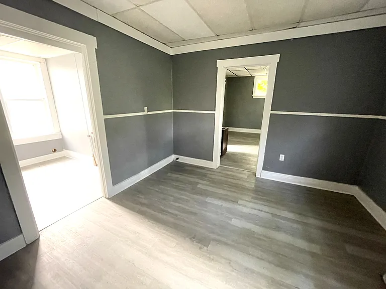 713 E 13th St #2 — Photo 8