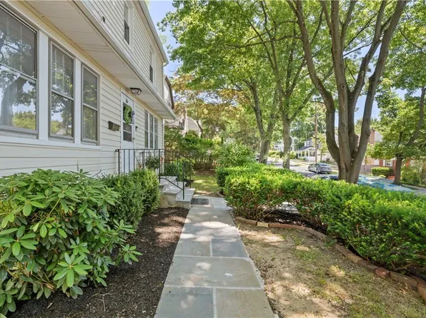 56 Primrose Street, White Plains, NY 10606