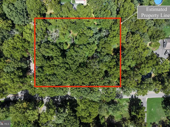 1615 Country Bridge Rd, Millville, NJ 08332