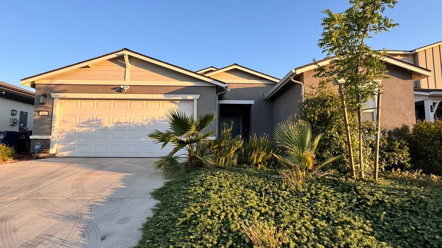 248 Grand Canyon Ct photo 1